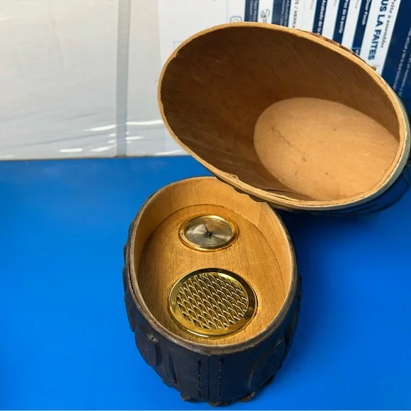 MONTE CRISTO HABANA ~ Cuba ~ Leather Cigar Humidor/Storage - Picture 3 of 8